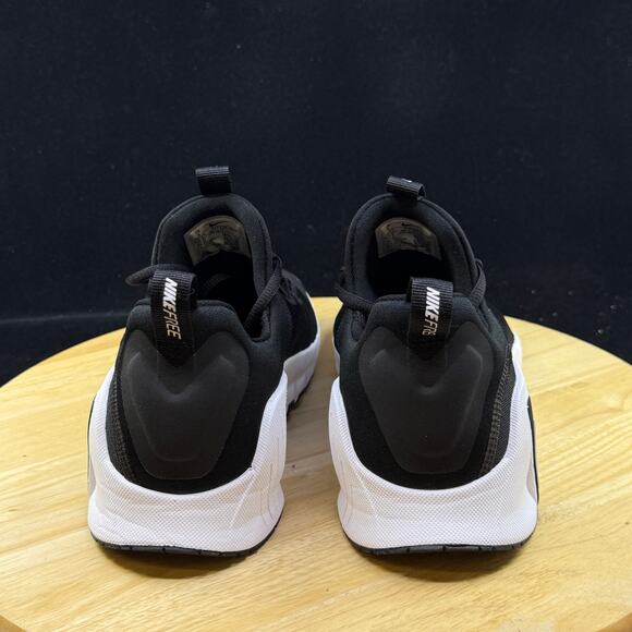 Nike Free Metcon 6 Men\'s Size 10.5 Black White Gym Athletic Shoes FJ7127-001 main image 8